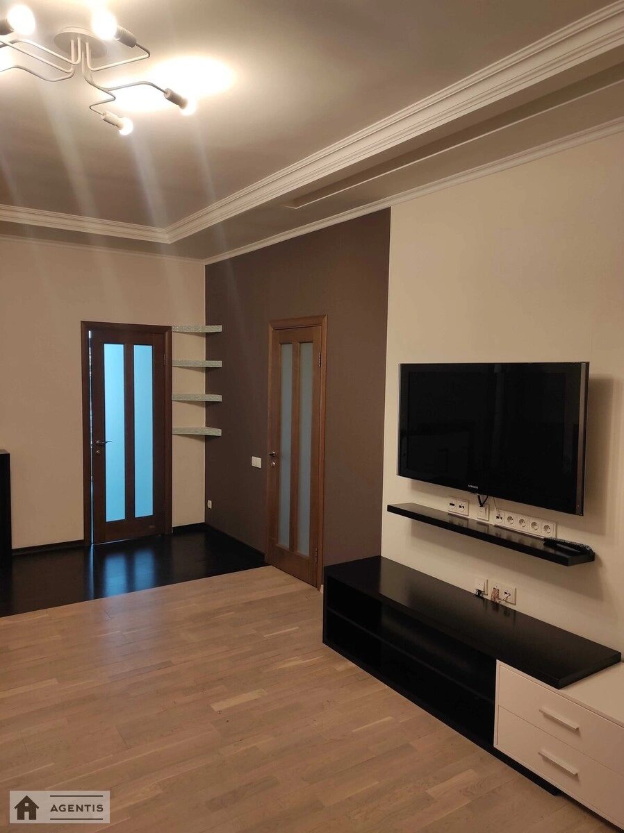 Apartment for rent 5 rooms, 130 m², 3rd fl./22 floors. 18, Yuriya Illyenka vul. Melnykova, Kyiv. 