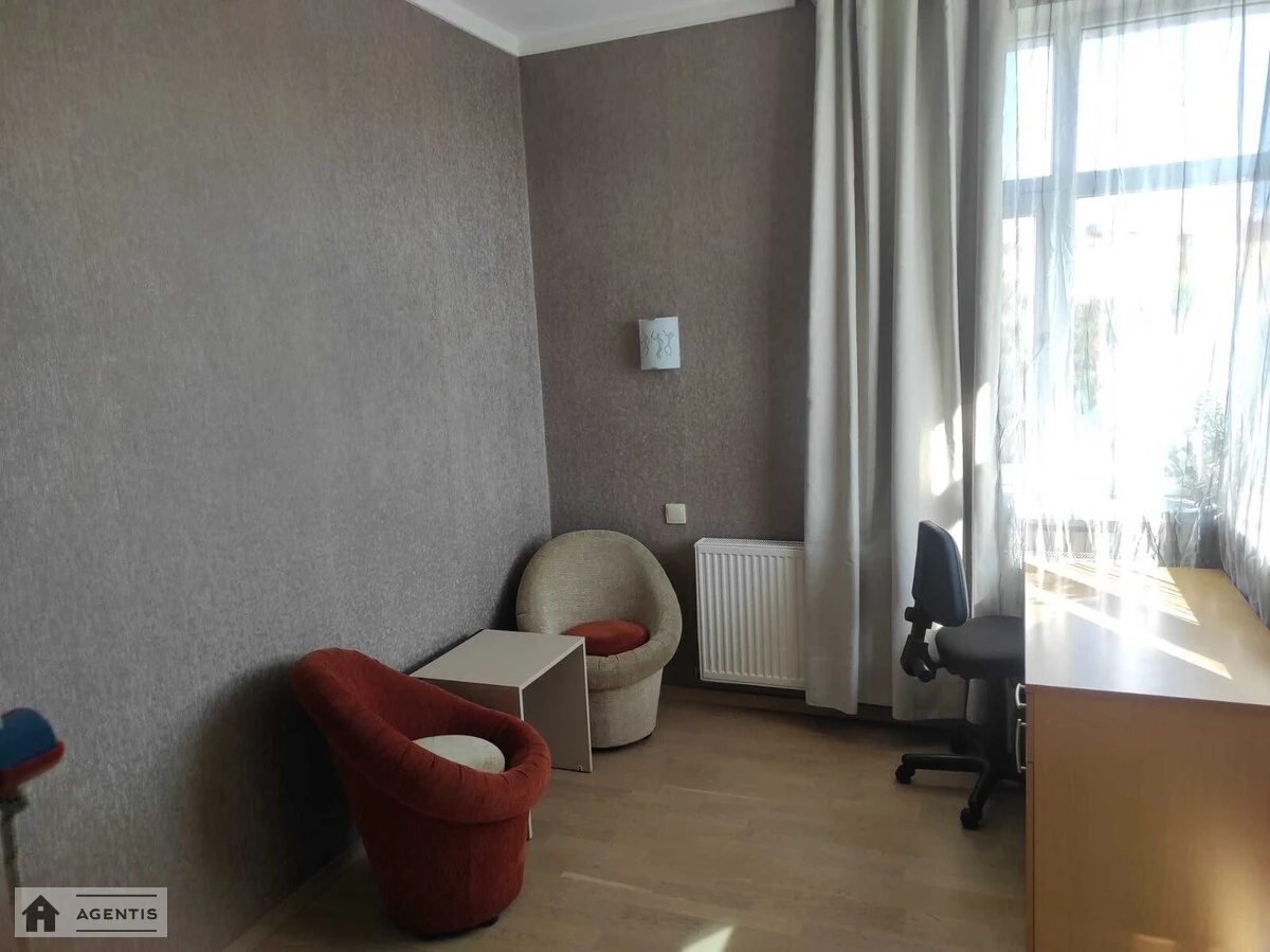 Apartment for rent 5 rooms, 130 m², 3rd fl./22 floors. 18, Yuriya Illyenka vul. Melnykova, Kyiv. 