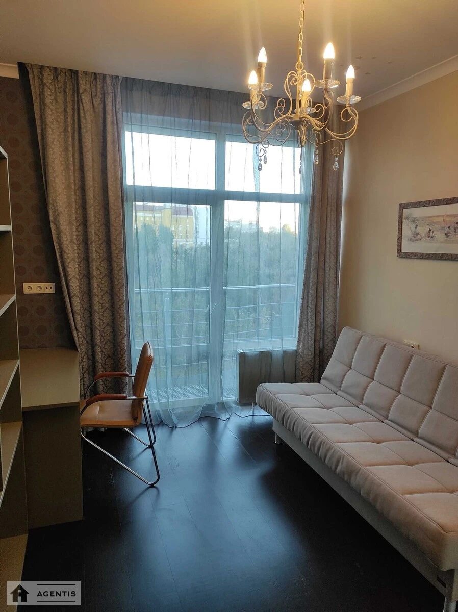 Apartment for rent 5 rooms, 130 m², 3rd fl./22 floors. 18, Yuriya Illyenka vul. Melnykova, Kyiv. 