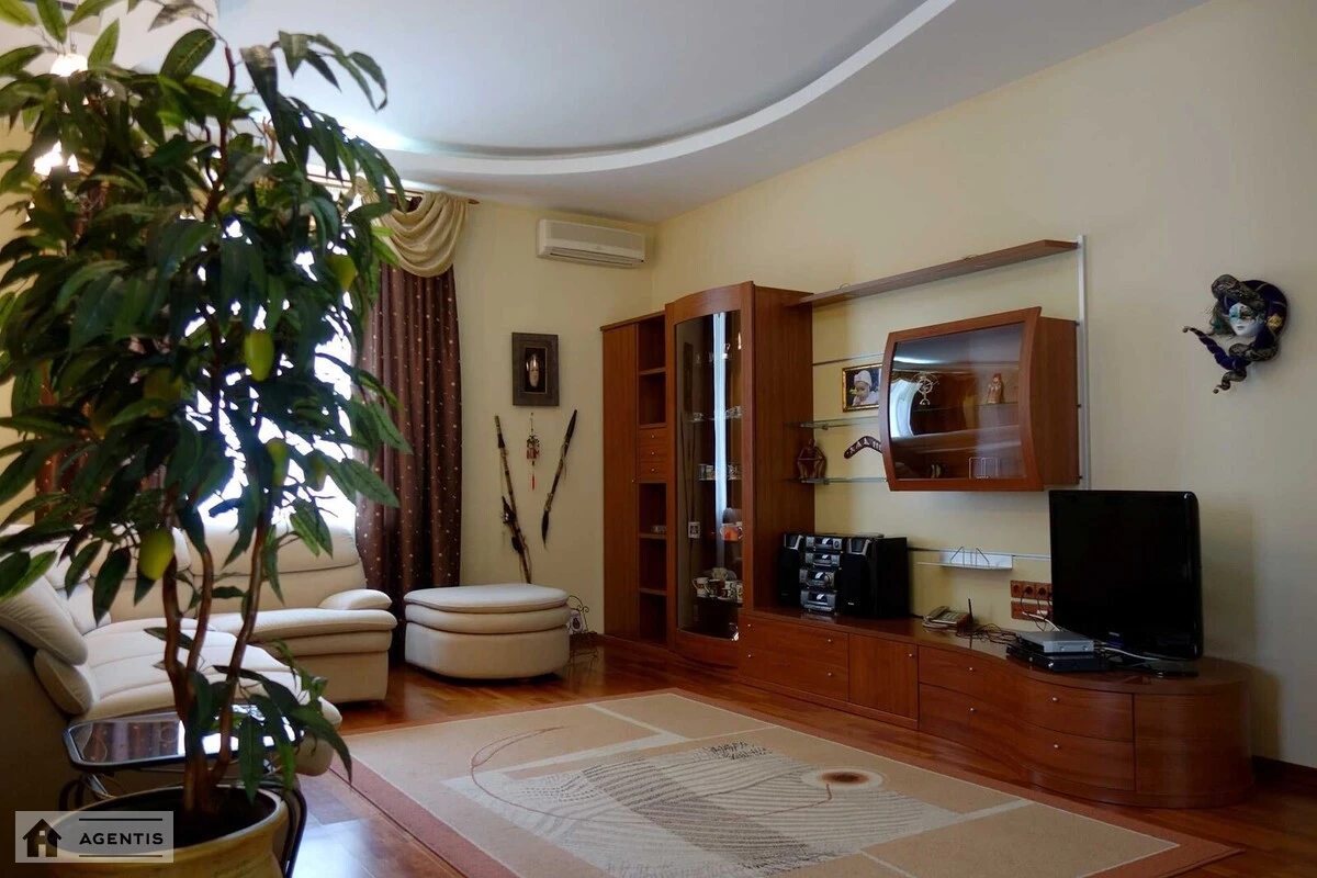 Apartment for rent 2 rooms, 64 m², 2nd fl./9 floors. 25, Hreschatyk 25, Kyiv. 