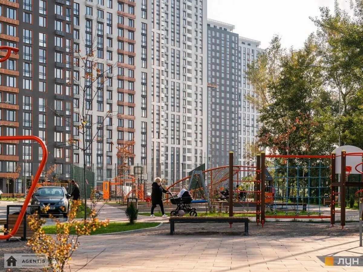 Сдам квартиру 1 комната, 42 m², 15 эт./25 этажей. Днепровская набережная, Киев. 