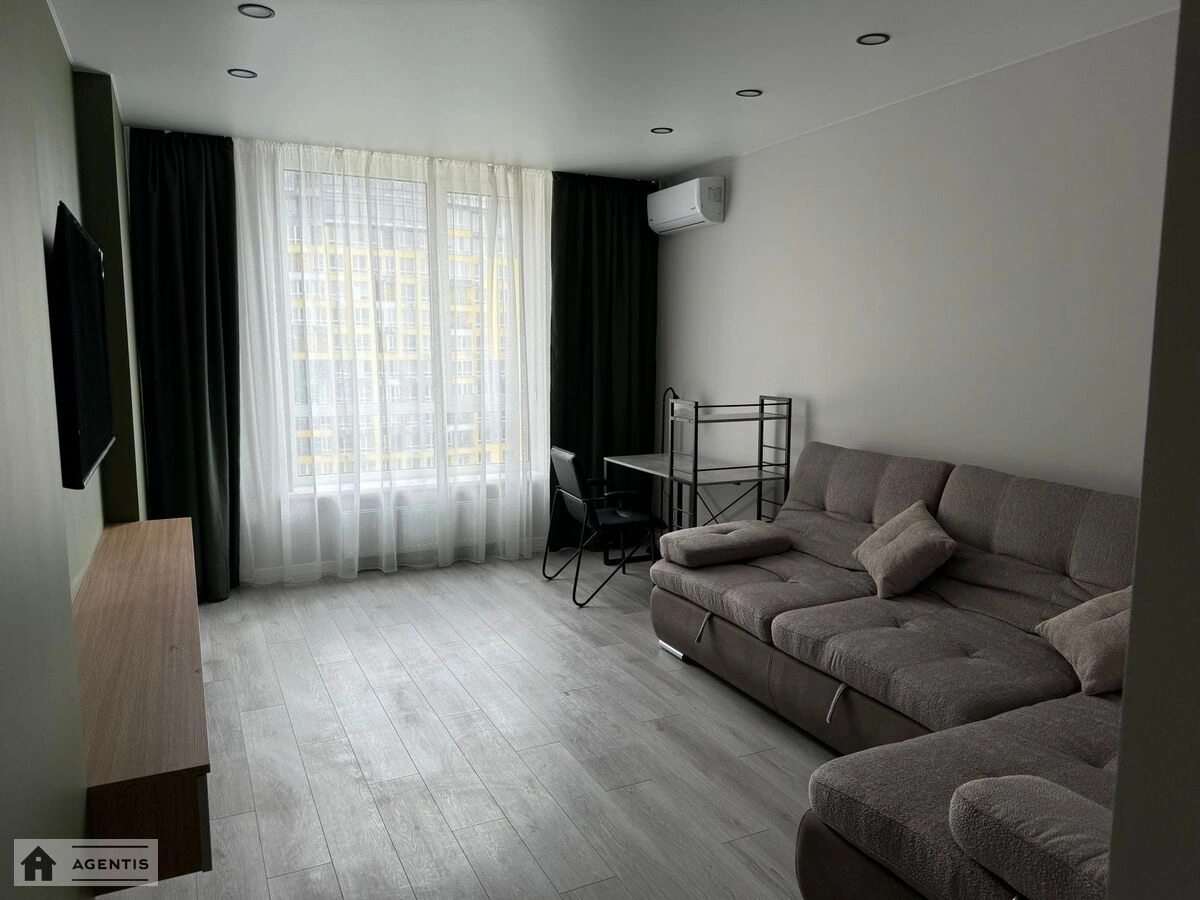 Apartment for rent 3 rooms, 80 m², 19th fl./25 floors. 10, Kadetskiy Gay 10, Kyiv. 