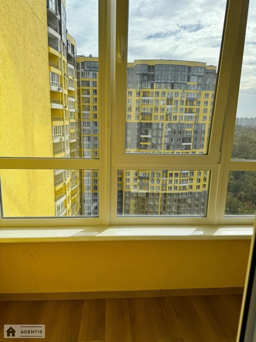 Apartment for rent 3 rooms, 80 m², 19th fl./25 floors. 10, Kadetskiy Gay 10, Kyiv. 