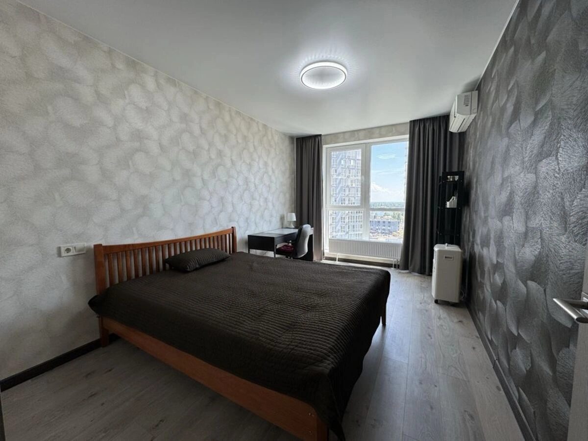 Сдам квартиру 1 комната, 43 m², 17 эт./25 этажей. Ревуцкого, Киев. 