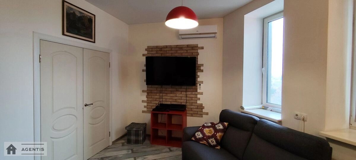 Apartment for rent 1 room, 50 m², 8th fl./11 floors. 15, Nagirna 15, Kyiv. 