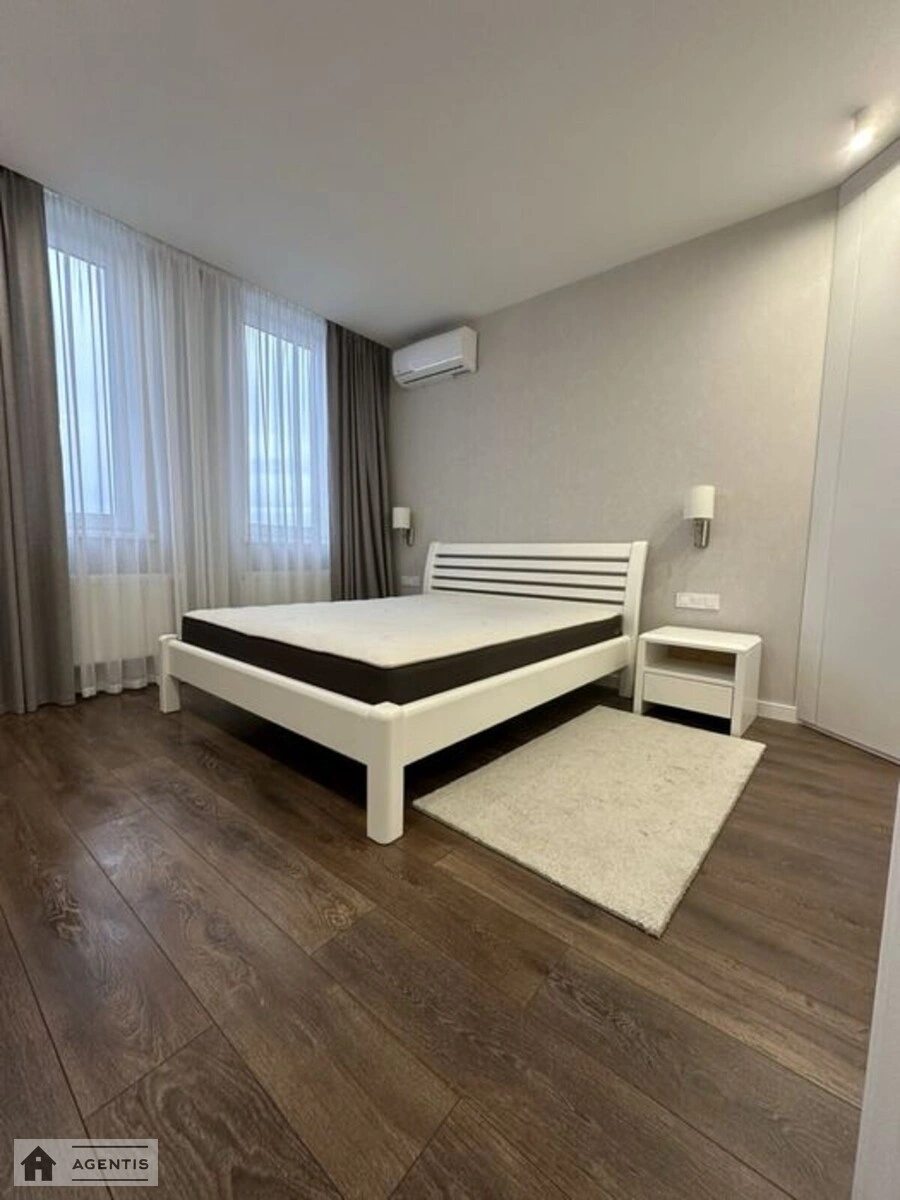 Сдам квартиру 1 комната, 46 m², 24 эт./27 этажей. 73, Рижская 73, Киев. 