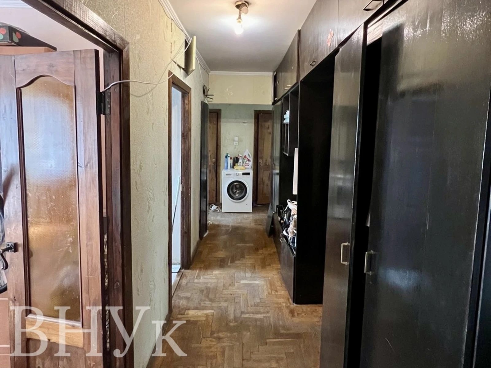 Продаж квартири 4 кімнати, 83 m², 5 пов./9 поверхів. Симоненка В. вул., Тернопіль. 