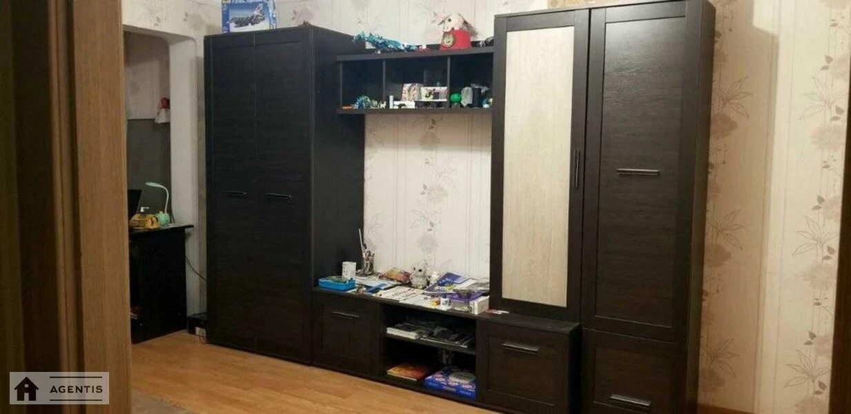 Здам квартиру 1 кімната, 32 m², 5 пов./9 поверхів. 46, Борщагівська 46, Київ. 