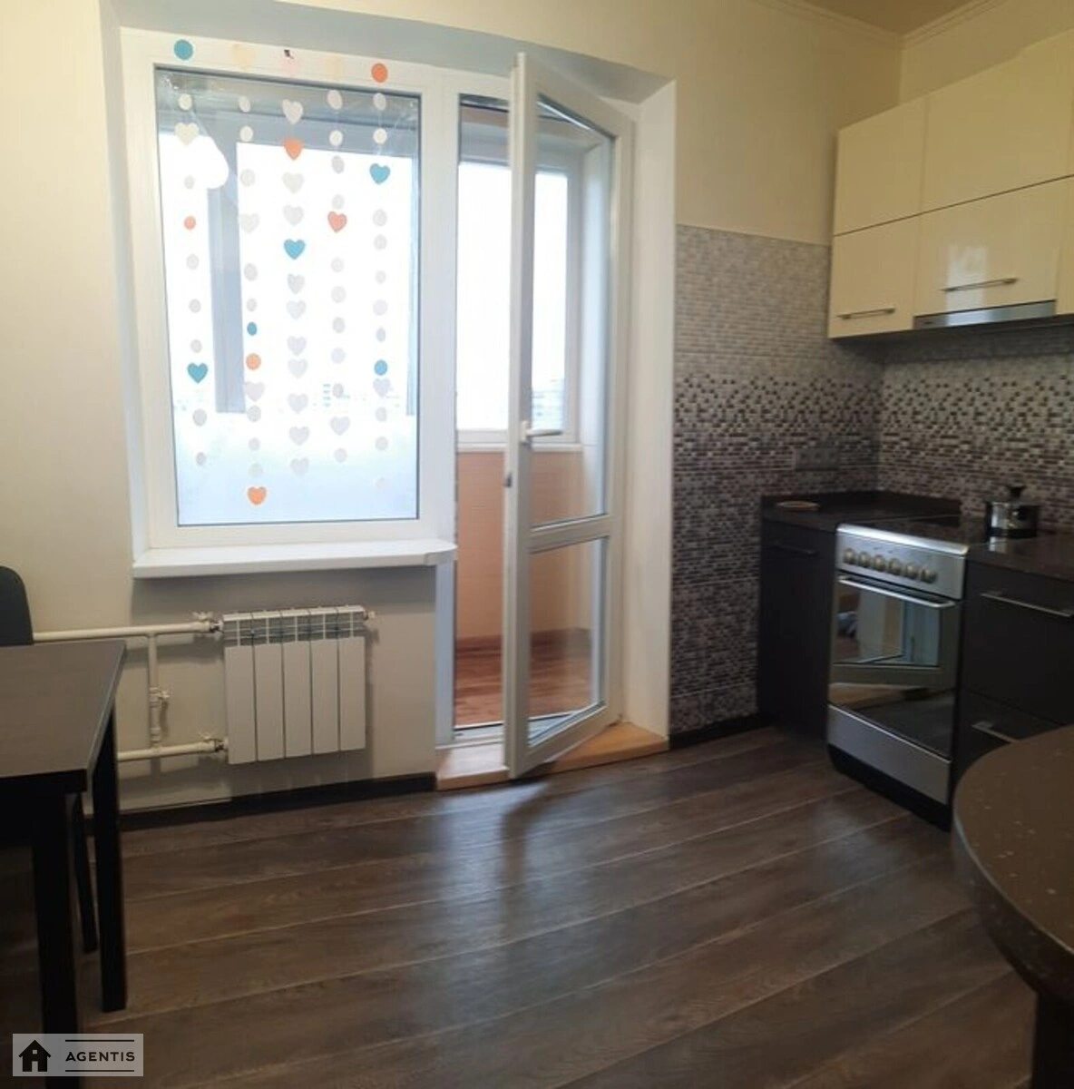 Apartment for rent 1 room, 44 m², 15th fl./16 floors. 28, Mykoly Bazhana prosp., Kyiv. 