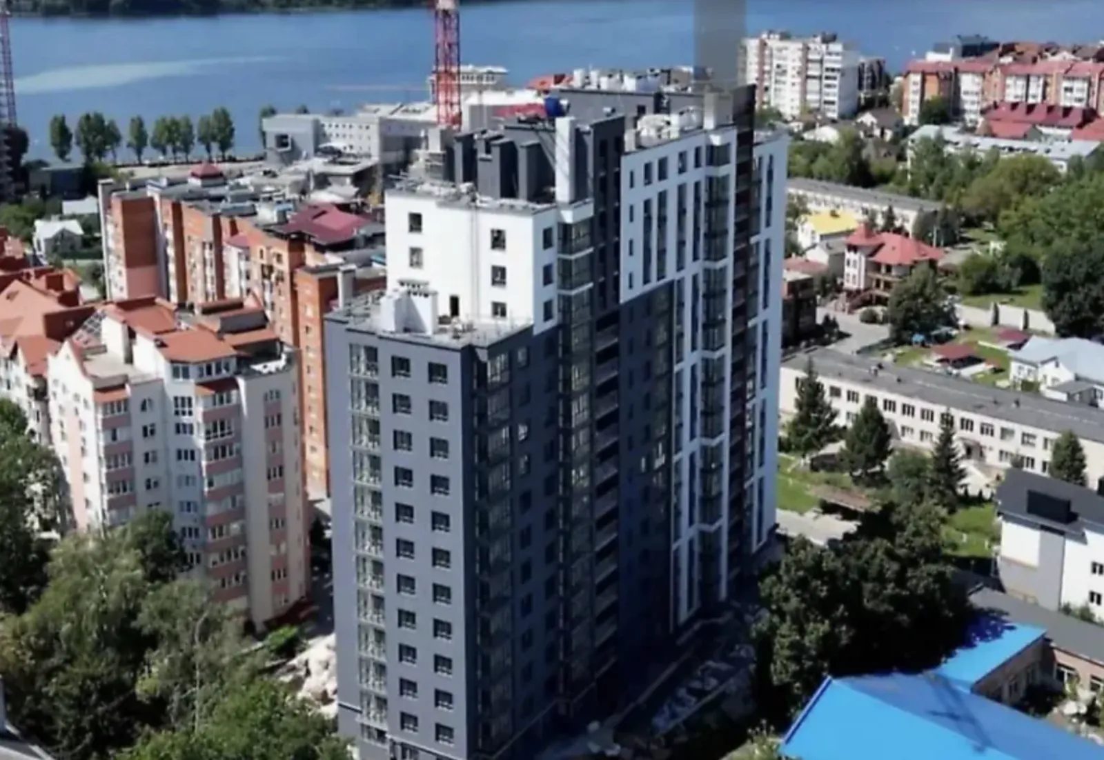 Продаж квартири 2 кімнати, 70 m², 9 пов./16 поверхів. Новый свет, Тернопіль. 