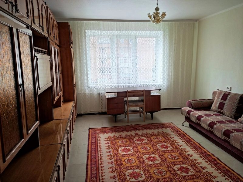 Apartments for sale. 2 rooms, 49 m², 9th floor/9 floors. 123, Chelyuskyntsev, Donetsk. 