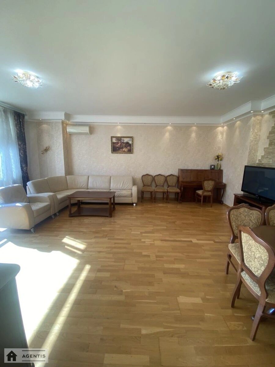 Apartment for rent 3 rooms, 145 m², 12th fl./18 floors. 32, Yevhena Konovaltsya vul. Shchorsa, Kyiv. 