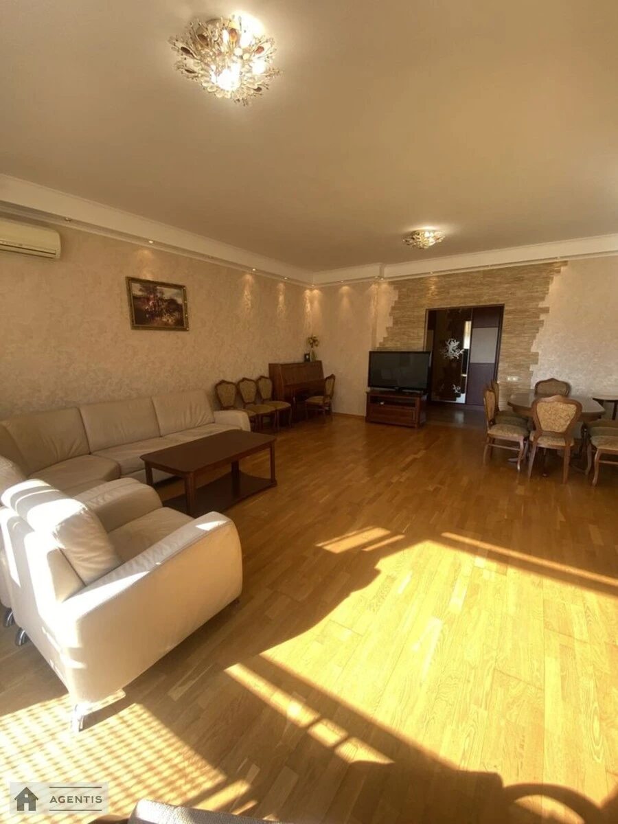 Apartment for rent 3 rooms, 145 m², 12th fl./18 floors. 32, Yevhena Konovaltsya vul. Shchorsa, Kyiv. 