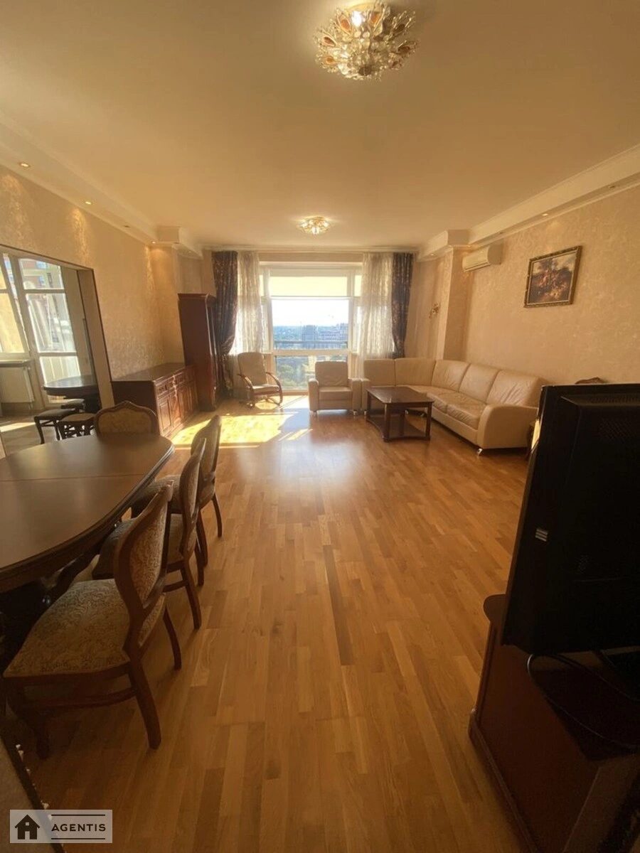 Apartment for rent 3 rooms, 145 m², 12th fl./18 floors. 32, Yevhena Konovaltsya vul. Shchorsa, Kyiv. 