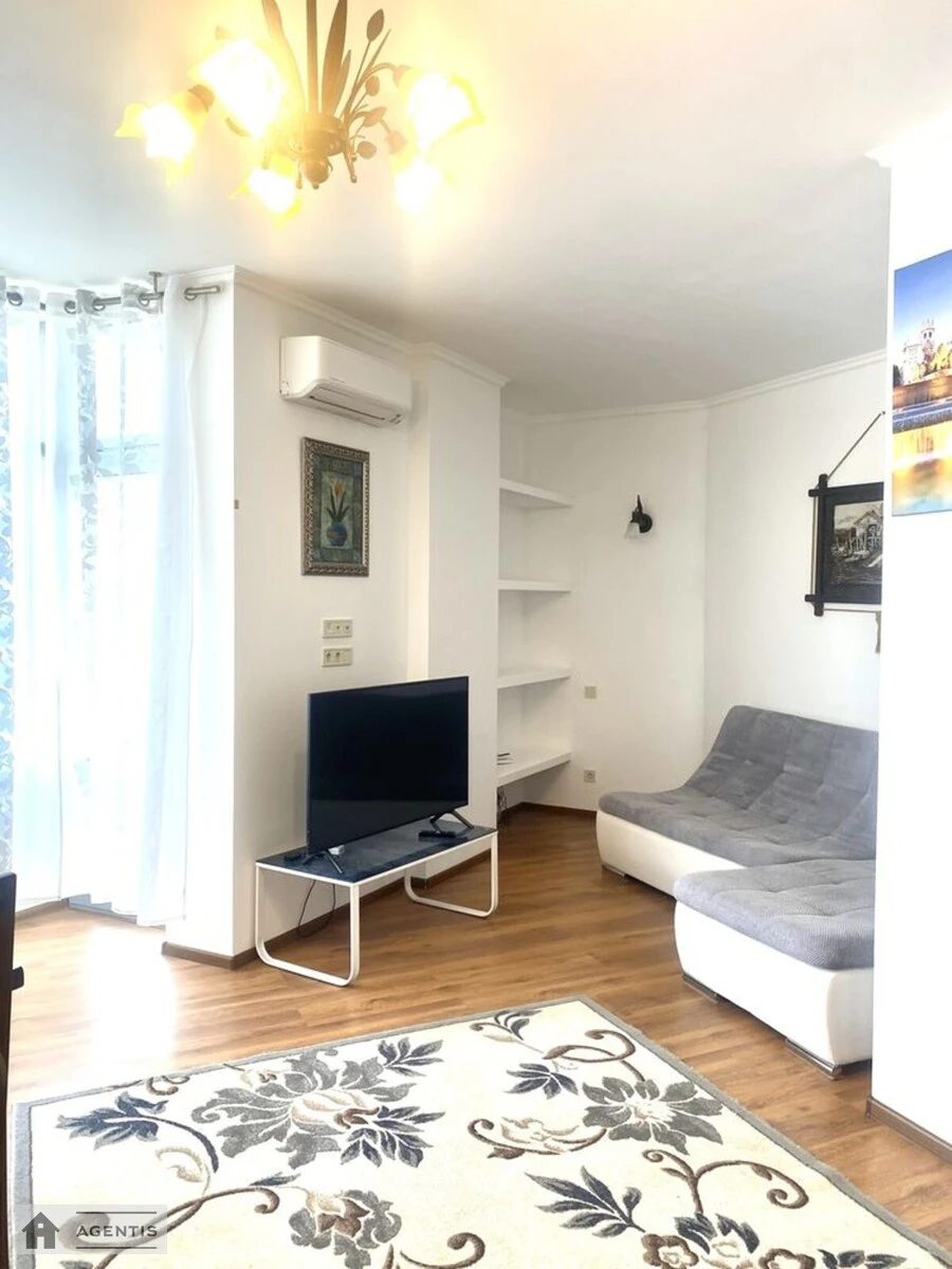 Apartment for rent 3 rooms, 100 m², 18th fl./25 floors. 8, Darnytckiy 8, Kyiv. 