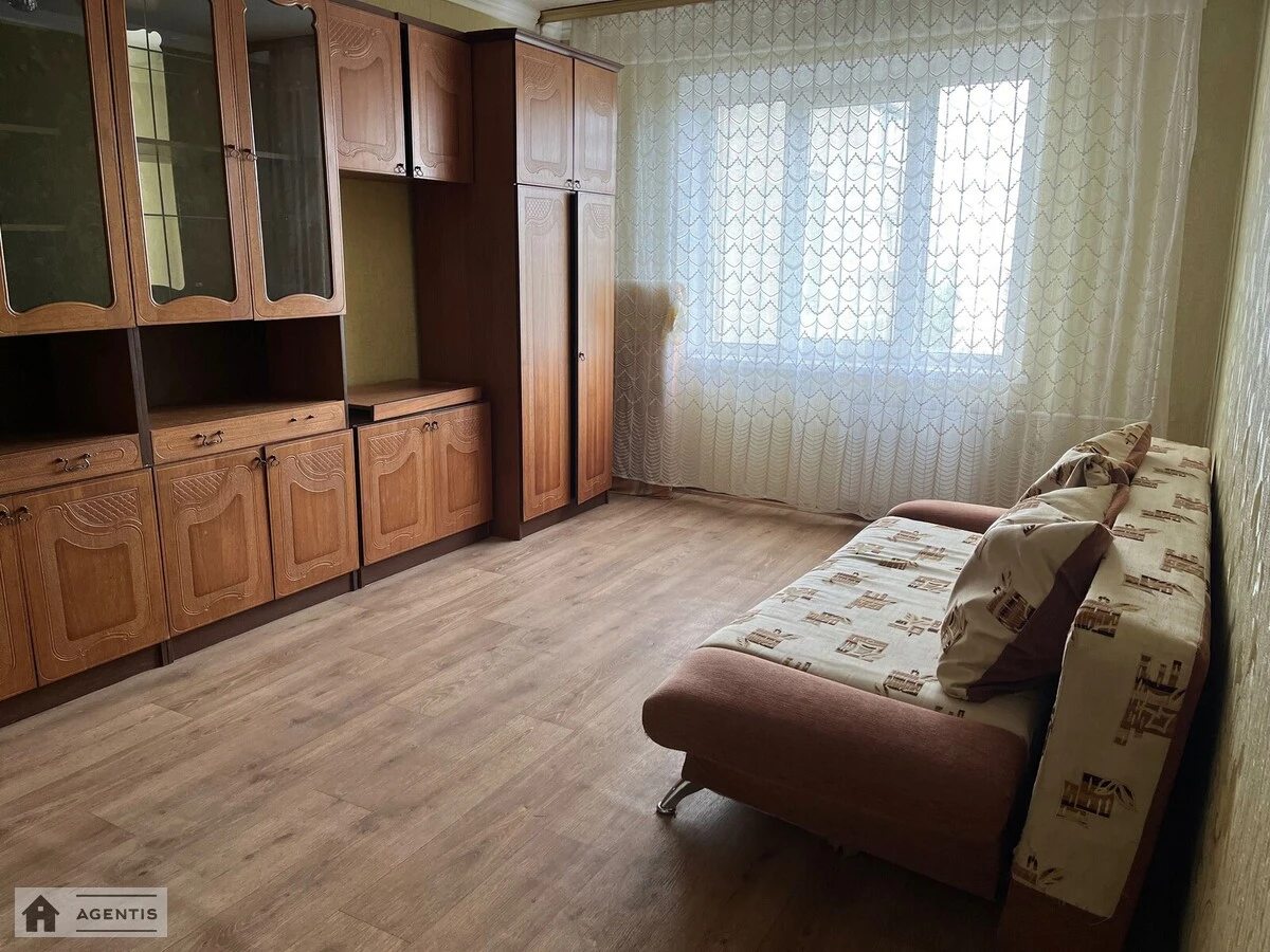 Здам квартиру 2 кімнати, 53 m², 10 пов./16 поверхів. 17, Академіка Доброхотова вул., Київ. 