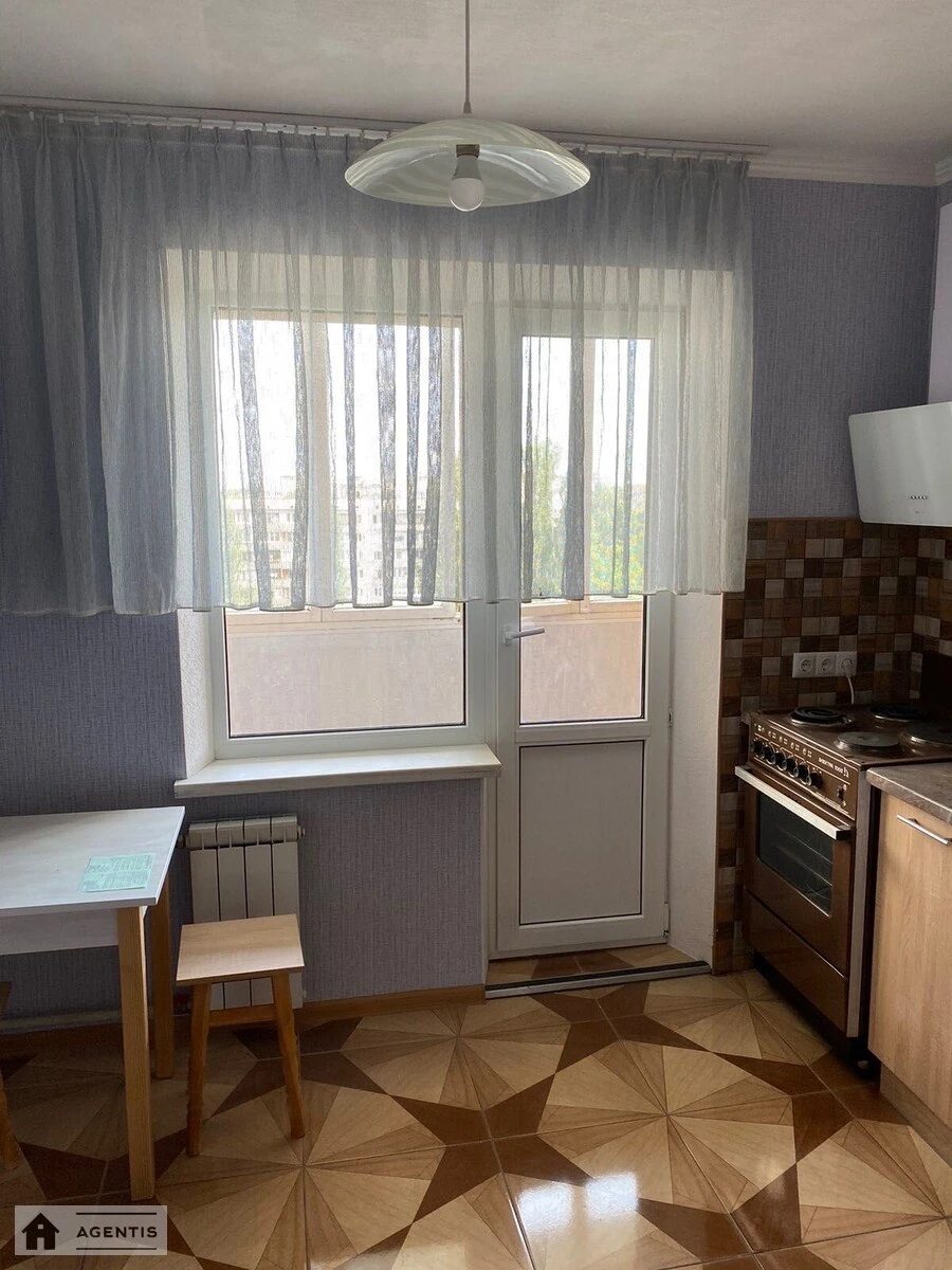 Apartment for rent 2 rooms, 53 m², 10th fl./16 floors. 17, Akademika Dobrokhotova vul., Kyiv. 