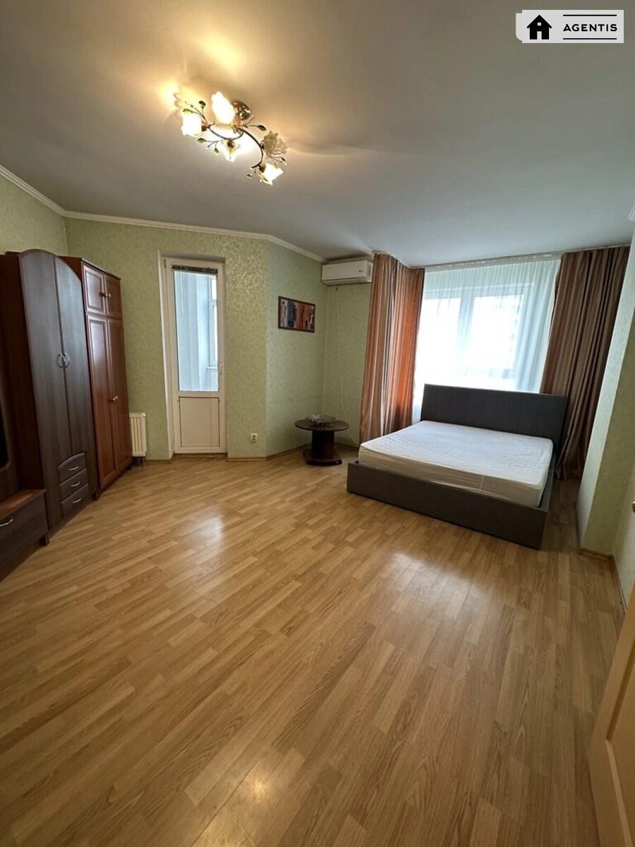 Apartment for rent 1 room, 50 m², 13th fl./23 floors. 2, Oleksandra Myshuhy vul., Kyiv. 