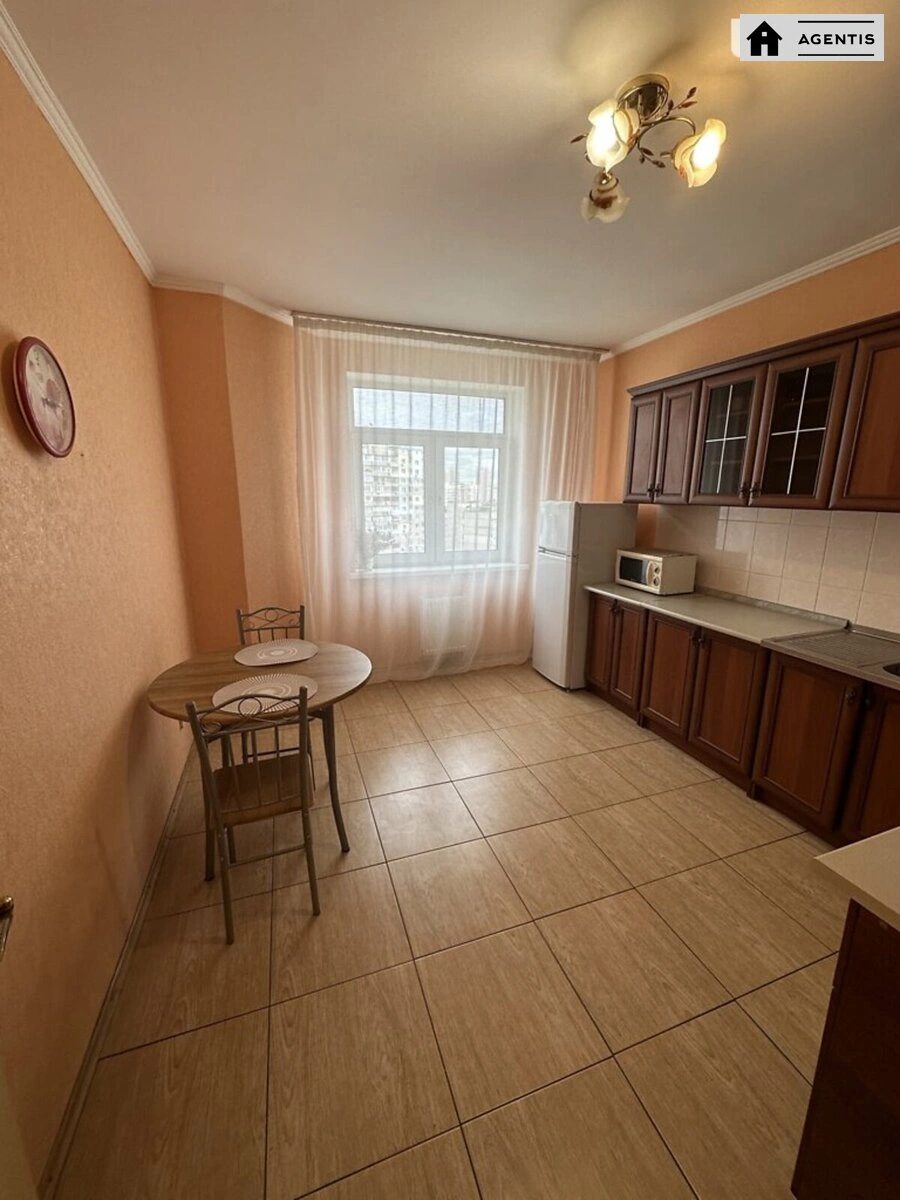 Сдам квартиру 1 комната, 50 m², 13 эт./23 этажа. 2, Олександра Мишуги вул., Киев. 