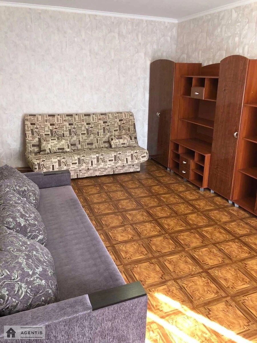 Здам квартиру 2 кімнати, 52 m², 5 пов./9 поверхів. Тетяни Яблонської вул., Київ. 