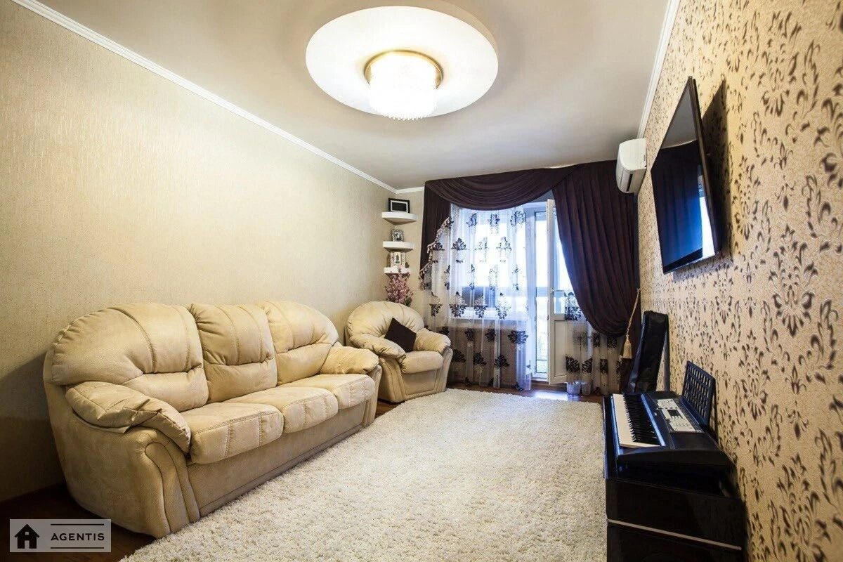 Apartment for rent 3 rooms, 100 m², 21st fl./25 floors. 31, Pravdy 31, Kyiv. 