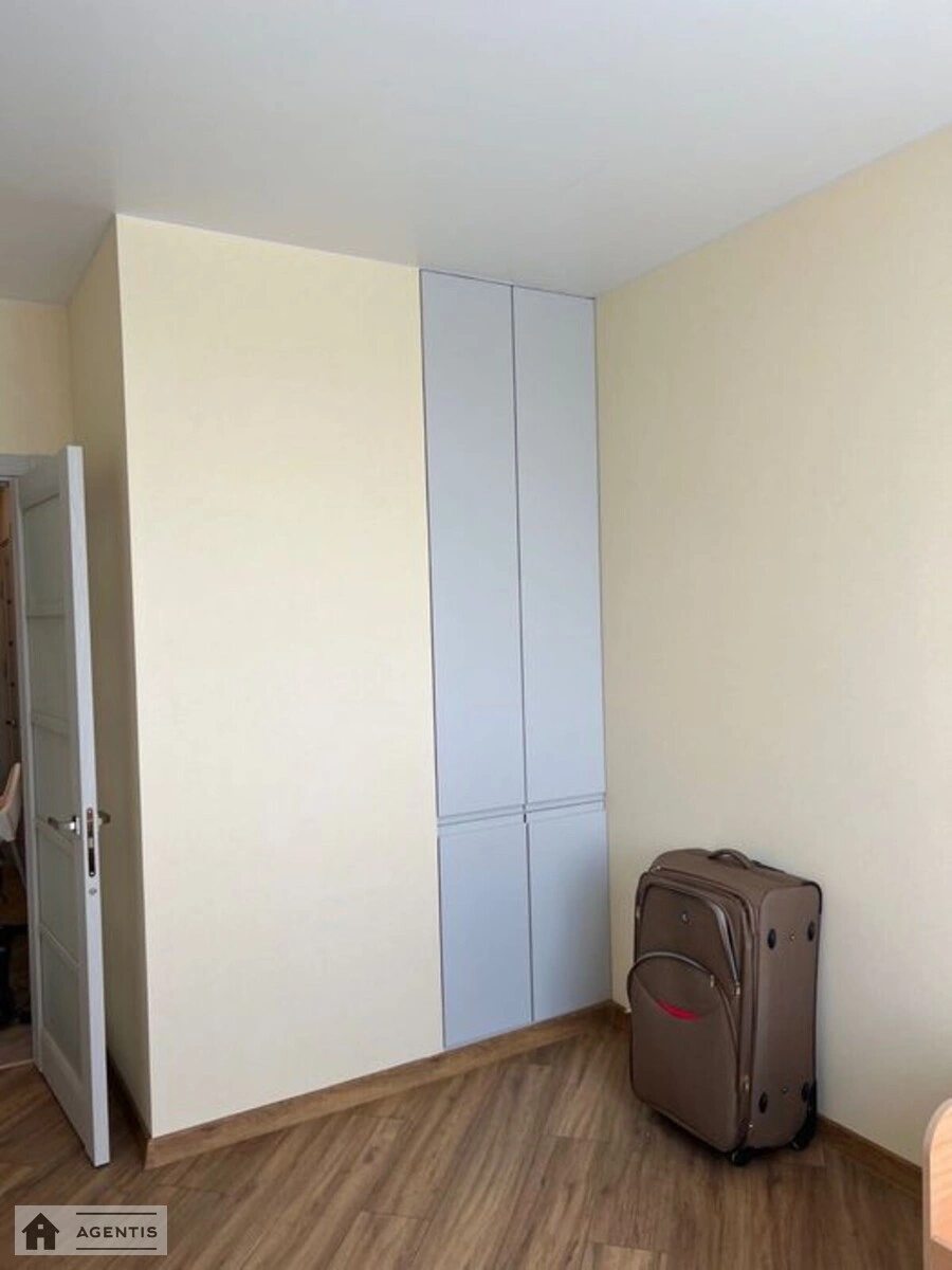 Здам квартиру 2 кімнати, 59 m², 18 пов./25 поверхів. 2, Відрадний 2, Київ. 