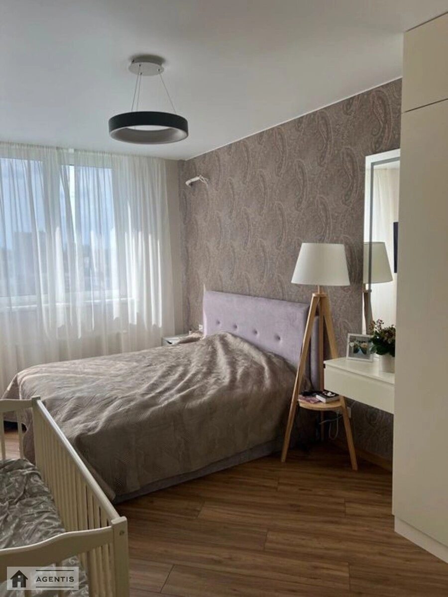 Сдам квартиру 2 комнаты, 59 m², 18 эт./25 этажей. 2, Отрадный 2, Киев. 