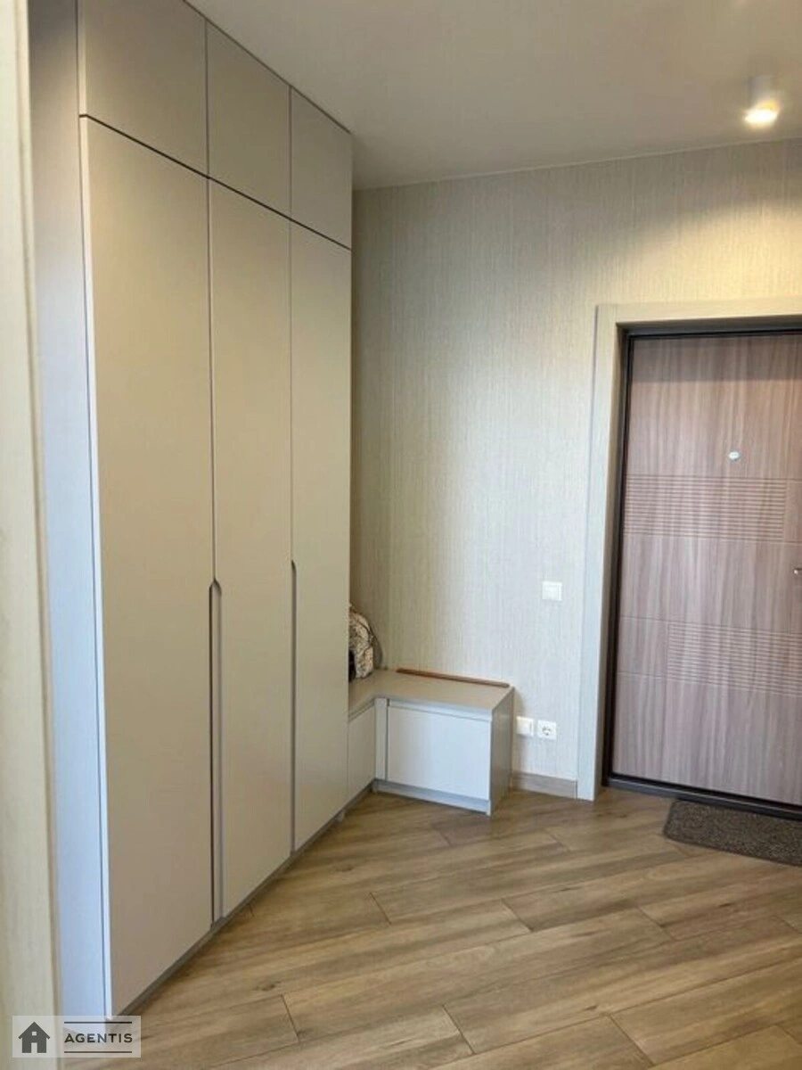 Сдам квартиру 2 комнаты, 59 m², 18 эт./25 этажей. 2, Отрадный 2, Киев. 