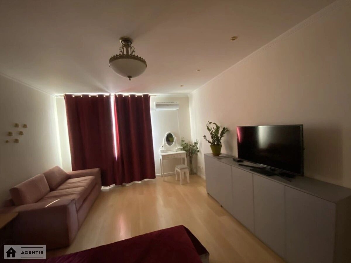 Apartment for rent 1 room, 49 m², 19th fl./23 floors. Feodosiyskiy, Kyiv. 