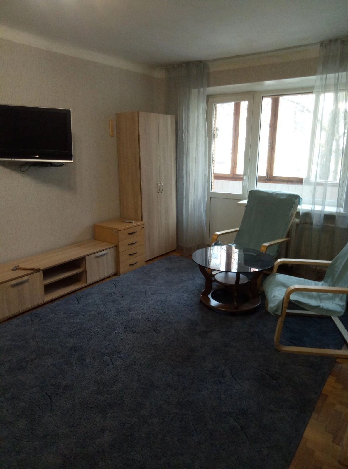 Apartment for rent 2 rooms, 46 m², 2nd fl./5 floors. 24, Knyaziv Ostrozkykh vul. Moskovska, Kyiv. 