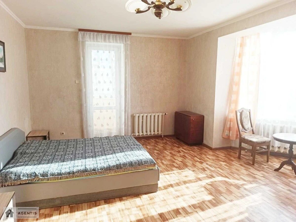 Здам квартиру 2 кімнати, 78 m², 11 пов./16 поверхів. Урлівська, Київ. 