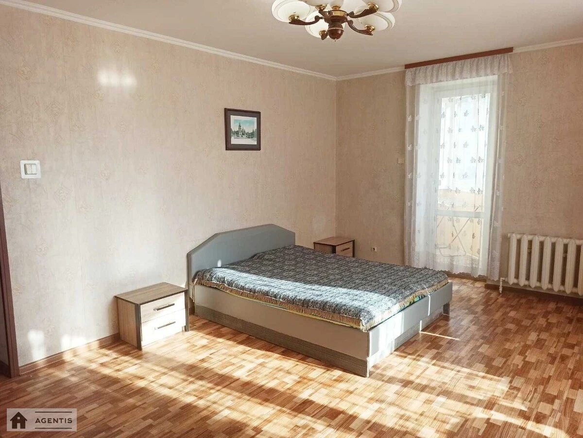 Apartment for rent 2 rooms, 78 m², 11th fl./16 floors. Urlivska, Kyiv. 