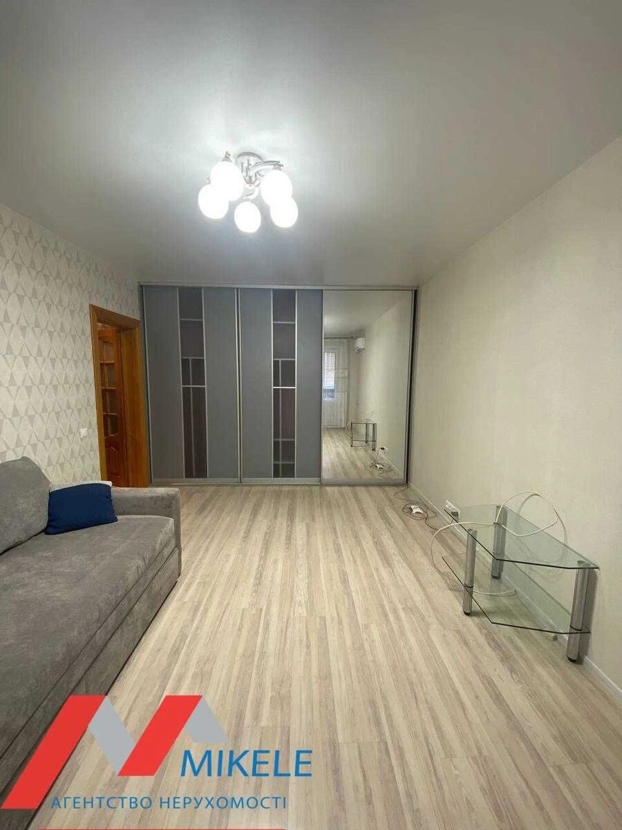 Здам квартиру 1 кімната, 37 m², 10 пов./12 поверхів. Левка Лукяненка вул. (Маршала Тимошенка), Київ. 