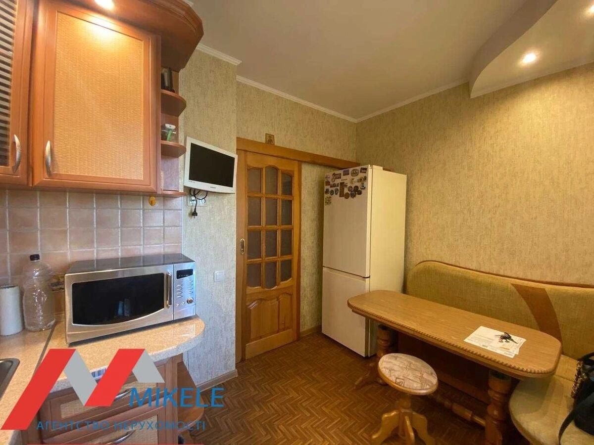 Apartment for rent 1 room, 37 m², 10th fl./12 floors. Levka Lukyanenka vul. Marshala Tymoshenka, Kyiv. 