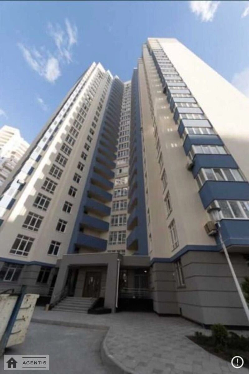 Сдам квартиру 2 комнаты, 50 m², 2 эт./25 этажей. 7, Олени Пчілки вул., Киев. 