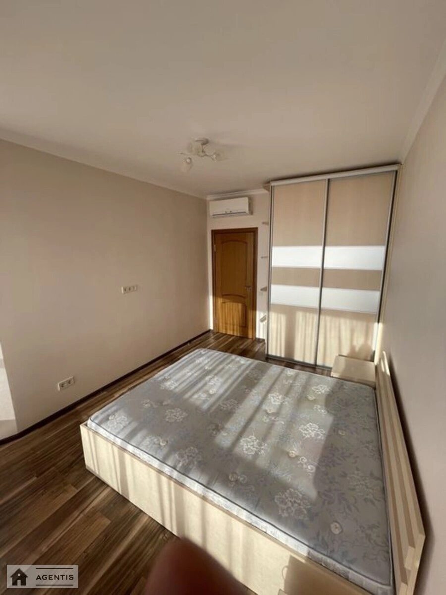 Здам квартиру 2 кімнати, 63 m², 18 пов./24 поверхи. 1, Зарічна 1, Київ. 