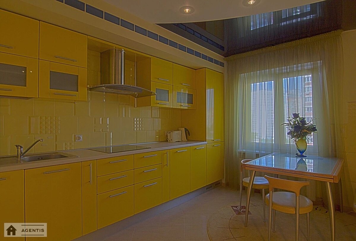 Apartment for rent 2 rooms, 90 m², 6th fl./14 floors. Borysa Hmyri vul., Kyiv. 