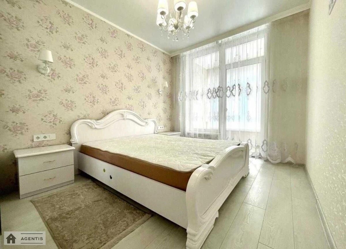 Apartment for rent 2 rooms, 70 m², 6th fl./25 floors. 109, Antonovycha vul. Horkoho, Kyiv. 