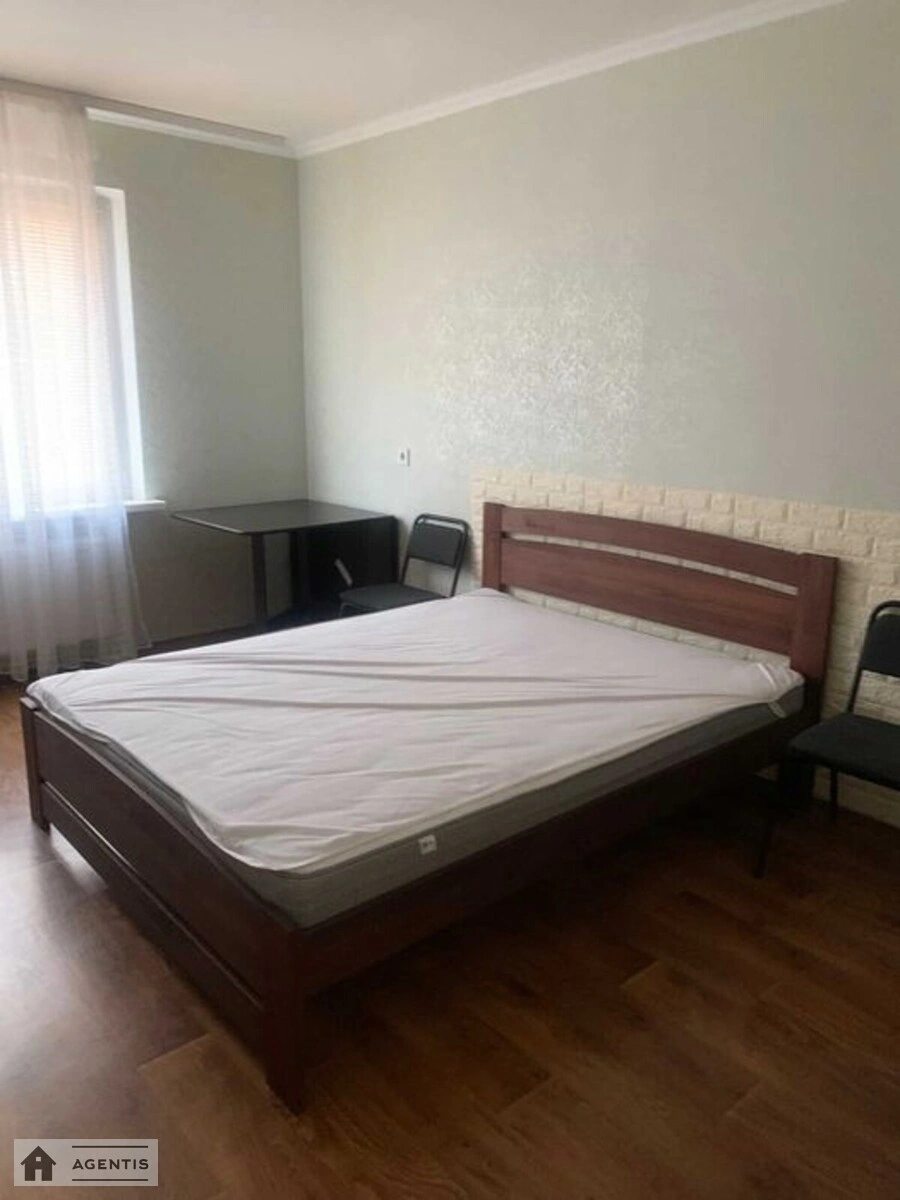 Сдам квартиру 1 комната, 48 m², 19 эт./23 этажа. 9, Академіка Глушкова просп., Киев. 