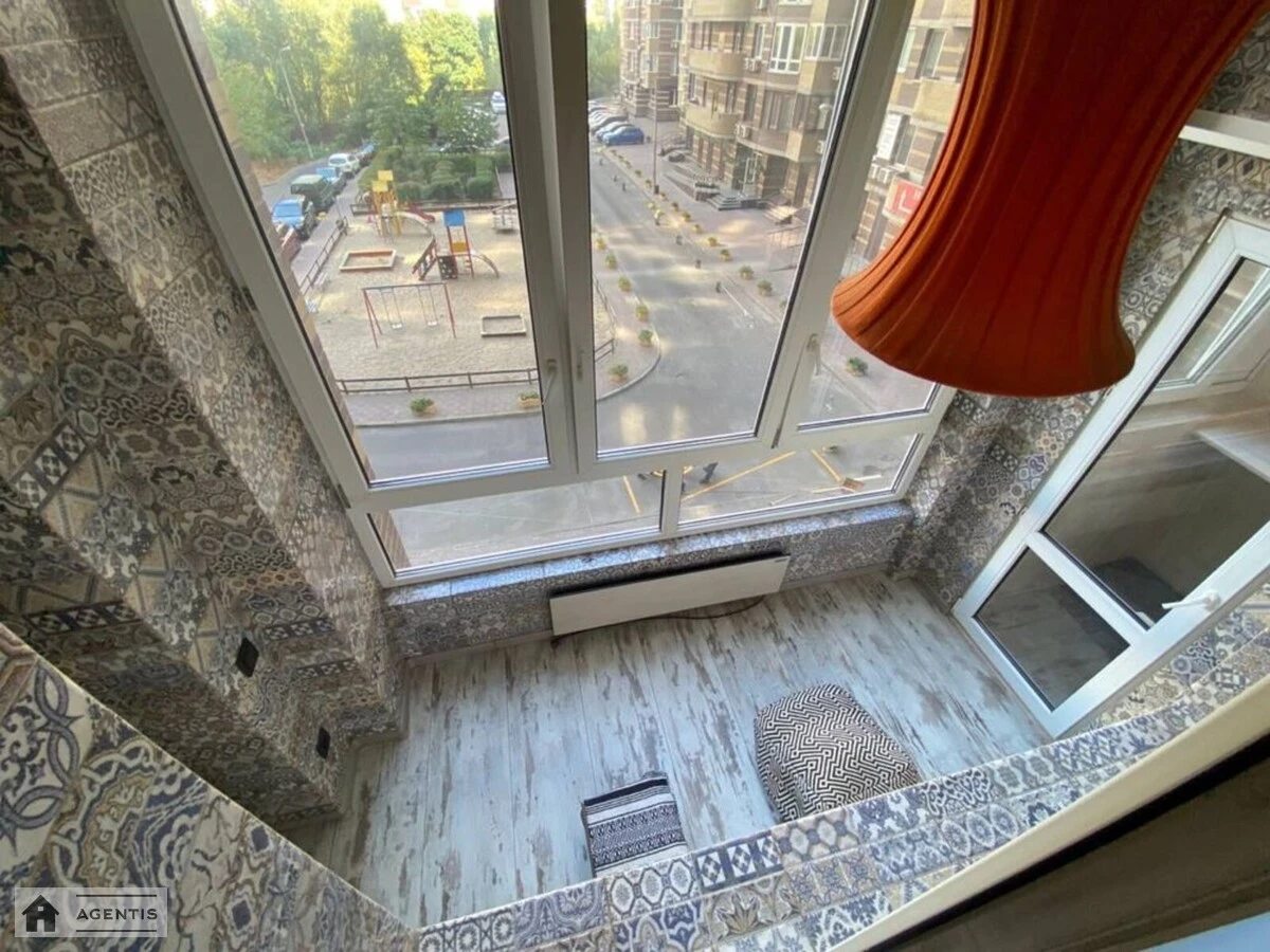 Apartment for rent 2 rooms, 97 m², 3rd fl./22 floors. 30, Anny Akhmatovoyi vul., Kyiv. 