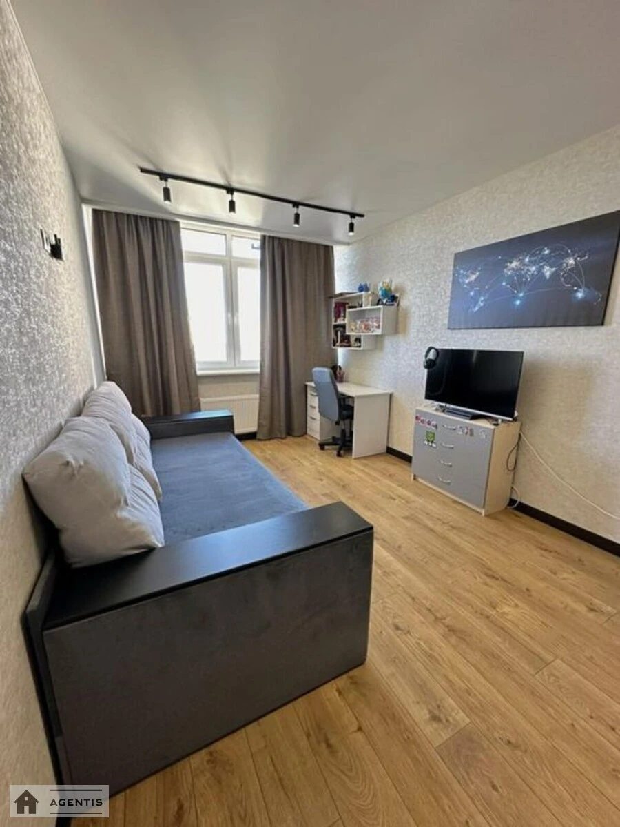 Сдам квартиру 2 комнаты, 90 m², 23 эт./27 этажей. 15, Львовская 15, Киев. 