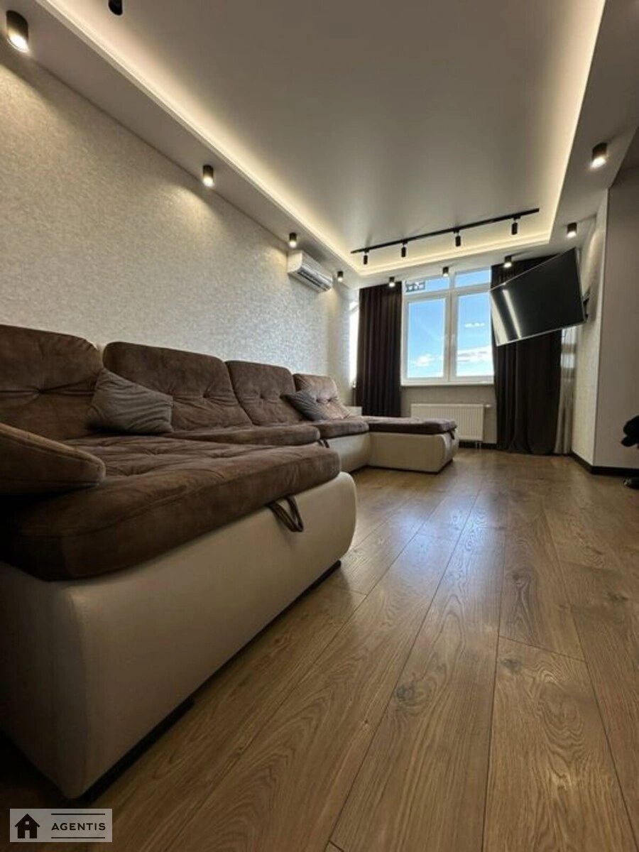 Apartment for rent 2 rooms, 90 m², 23rd fl./27 floors. 15, Lvivska 15, Kyiv. 