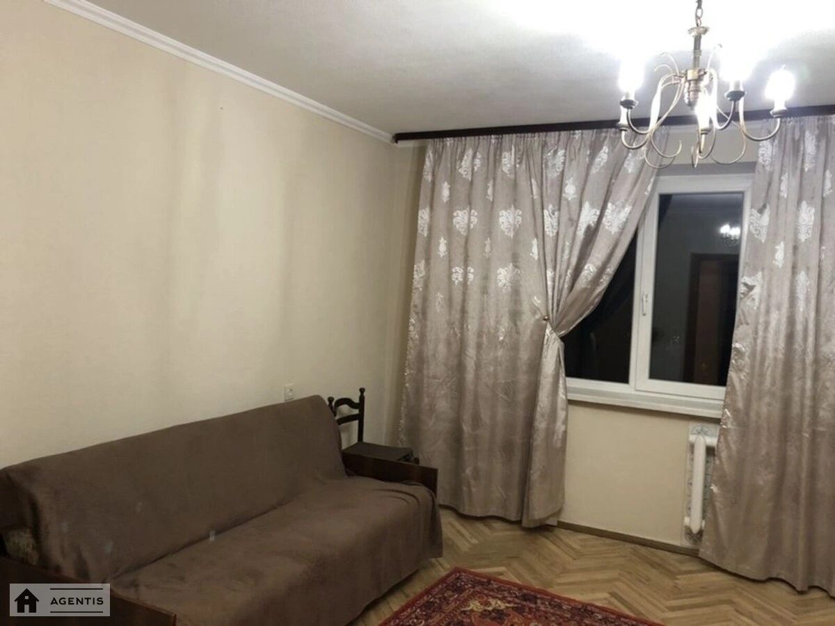 Здам квартиру 2 кімнати, 56 m², 8 пов./9 поверхів. 4, Вишгородська 4, Київ. 