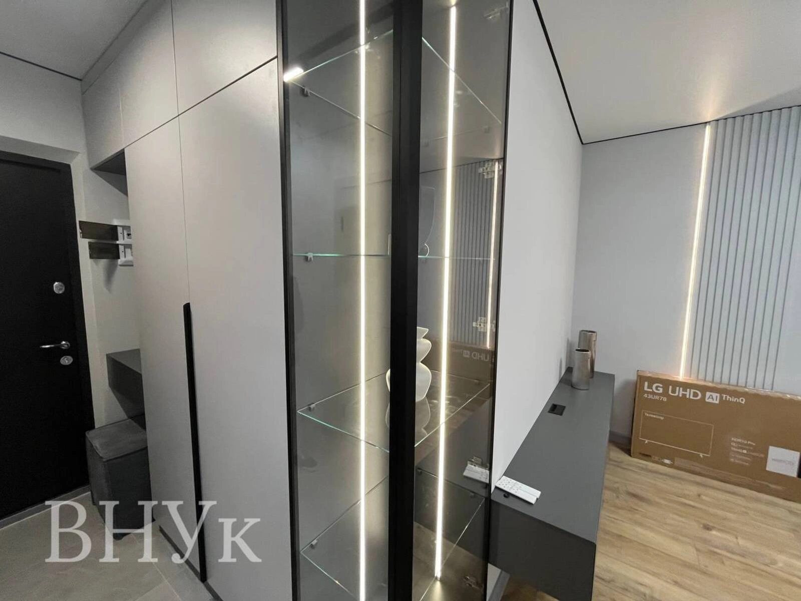 Продаж квартири 3 кімнати, 57 m², 8 пов./11 поверхів. 9, Київська вул., Тернопіль. 