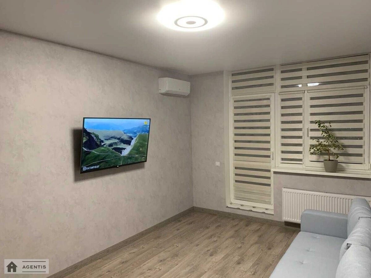 Здам квартиру 2 кімнати, 62 m², 10 пов./20 поверхів. 55, Берестейський просп. (Перемоги), Київ. 