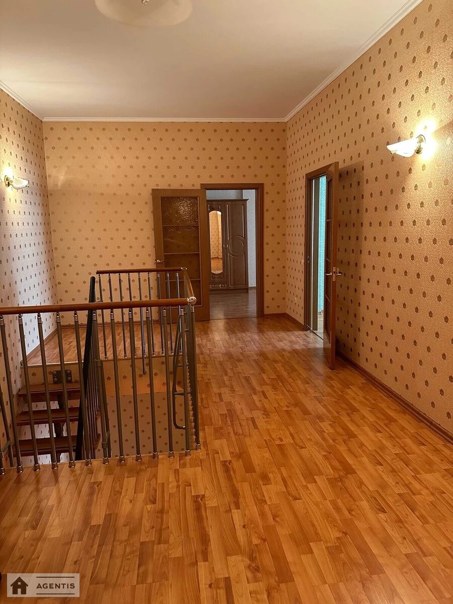 Apartment for rent 3 rooms, 160 m², 5th fl./9 floors. 17, Pavlivska 17, Kyiv. 