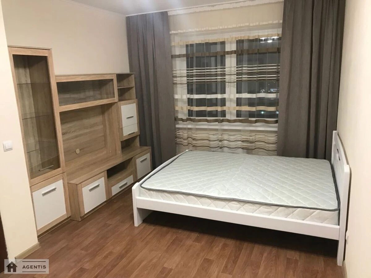 Сдам квартиру 1 комната, 39 m², 20 эт./25 этажей. 7, Софії Русової вул., Киев. 