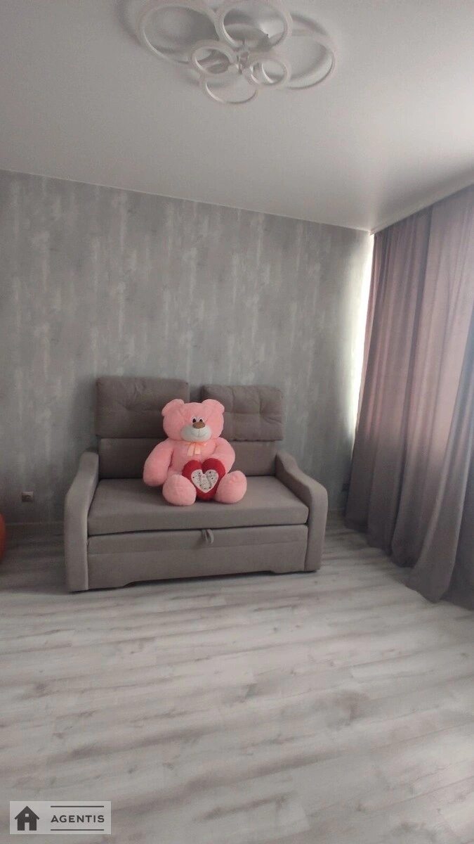 Apartment for rent 3 rooms, 100 m², 14th fl./24 floors. Akademika Zabolotnoho vul., Kyiv. 