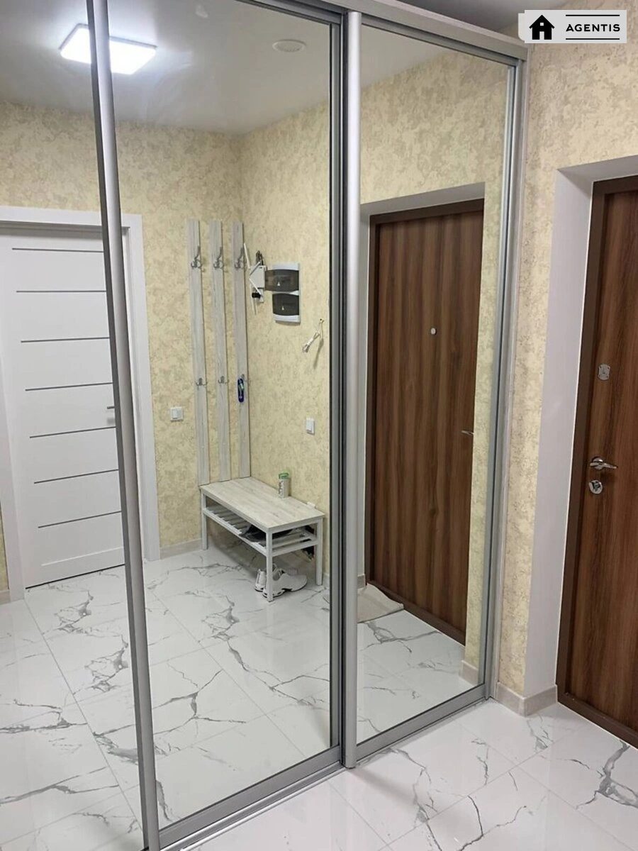 Сдам квартиру 1 комната, 52 m², 21 эт./26 этажей. 8, Олександра Олеся вул., Киев. 