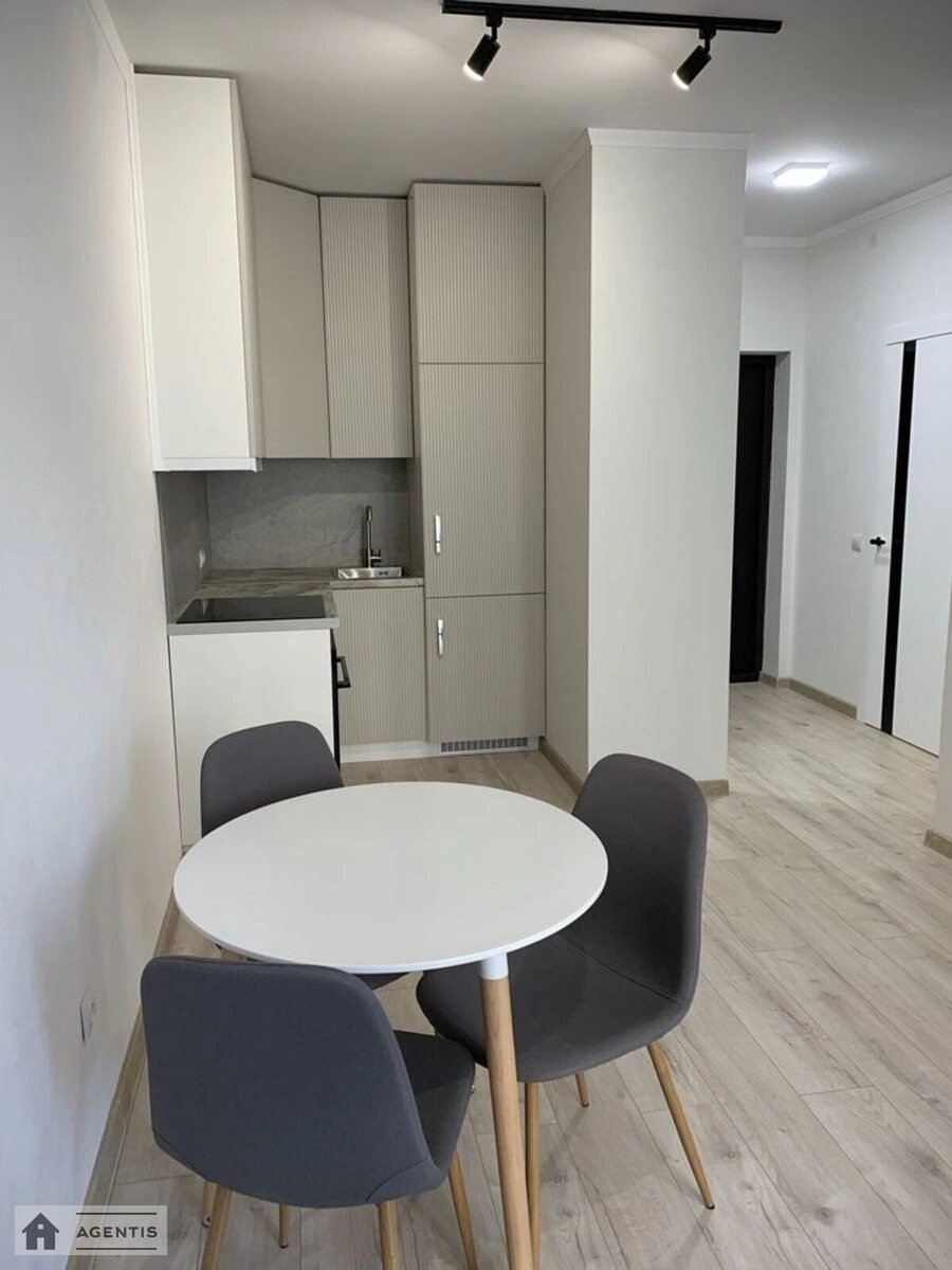 Сдам квартиру 1 комната, 36 m², 2 эт./14 этажей. 65, Берестейський просп. (Перемоги), Киев. 